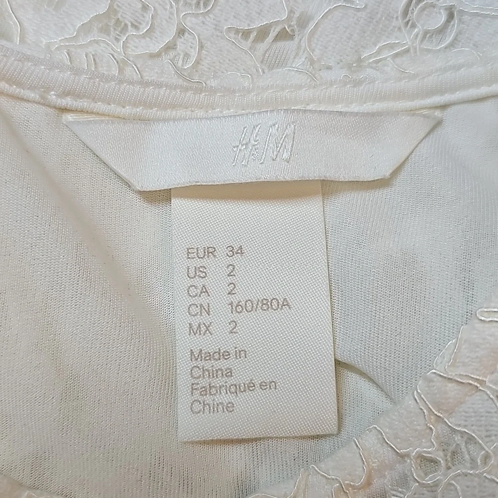 NEW H&M IVORY LACE LINED 3/4 FLARE SLEEVE PULLOVER BLOUSE